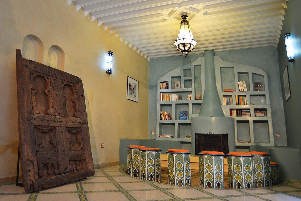 Hotel Riad Aicha Marrakech à Marrakesh Extérieur photo